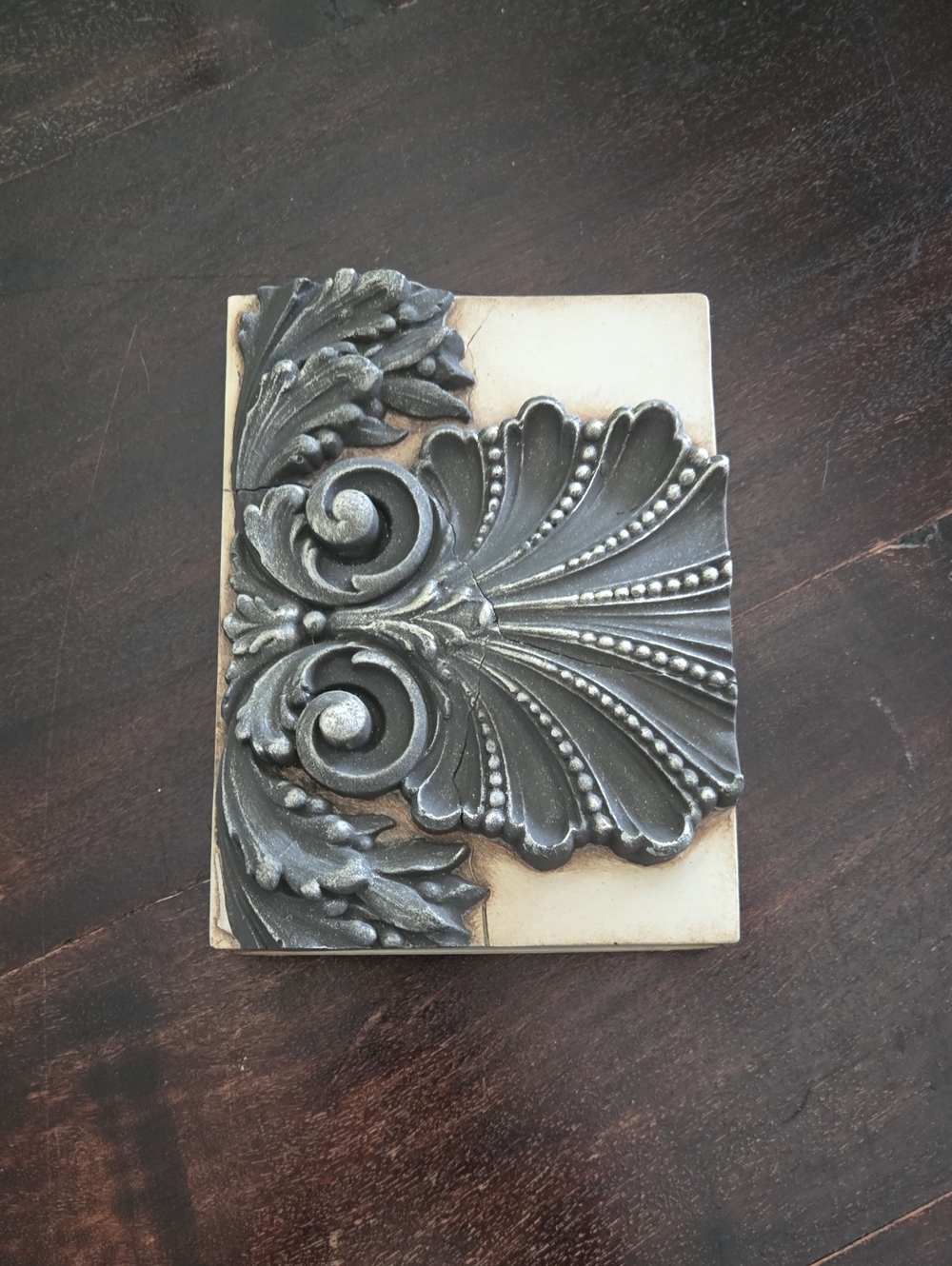 Sid Dickens Tile